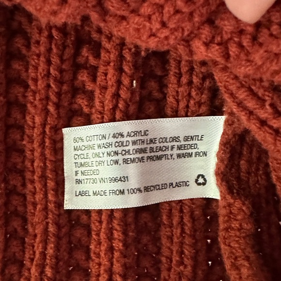 Rust Color Sweater, Crop-Length - Picture 6 of 6